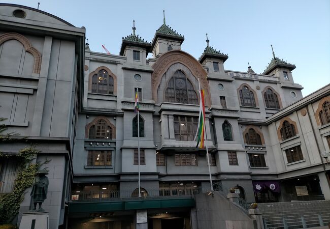 本願寺神戸別院(モダン寺)