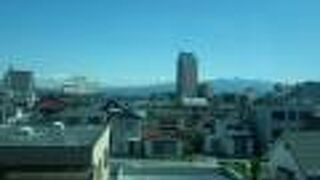 小山駅のホームがかなり離れている