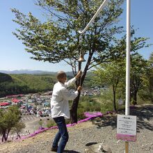 鐘を鳴らすところもあります(^_-)-☆。