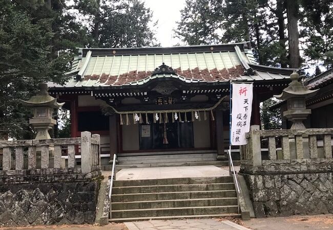 246沿いの浅間神社
