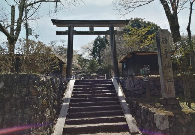 不審火で消失していたとは…