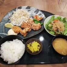 夜の定食　850円