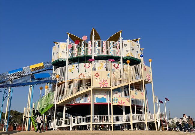 巨大な遊具