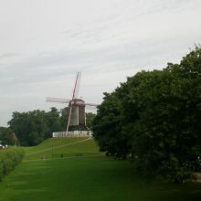 聖ヤンハイス風車/ボンヌ シエール風車