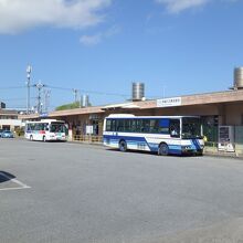 長閑な雰囲気の名護バスターミナル