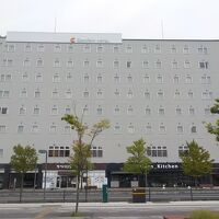 JR琵琶湖線彦根駅東口から見るコンフォートホテル彦根