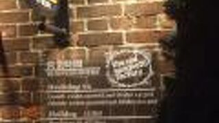 昔ながらの赤煉瓦倉庫で赤レンガレストランもあります。