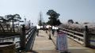 高田城二の丸と本丸を結ぶ橋