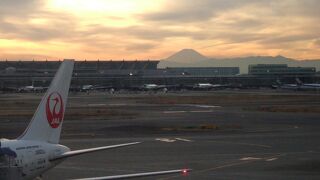 羽田空港は第１ターミナルから良く見えます