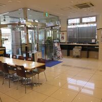 東横イン京都琵琶湖大津ロビーの様子。