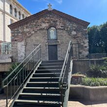 聖ぺトカ地下教会 の外観