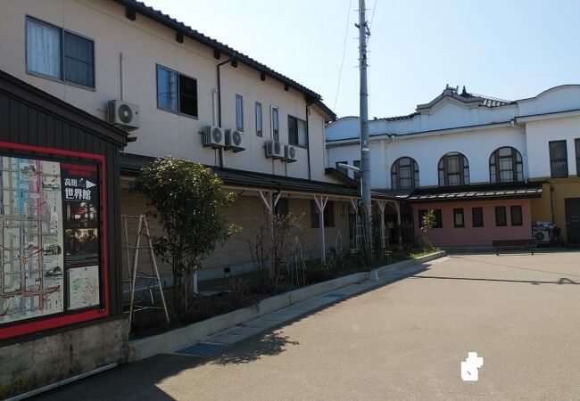 日本最古の現役映画館が高田にある
