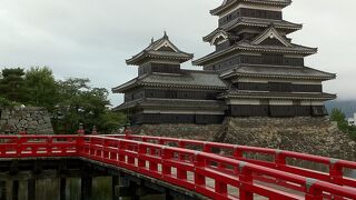 松本城、長野県にある国宝