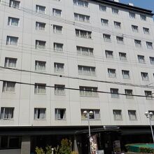 ホテル新大阪外観(玄関)