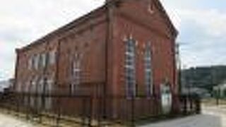 駅前で目立ってました