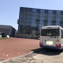 こちらは西舞鶴駅