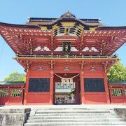 広くて気持ちのよい神社