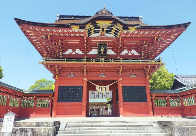 広くて気持ちのよい神社