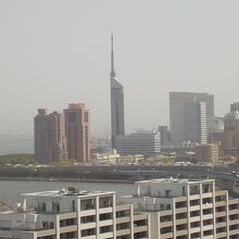 福岡タワーを中心にした百道浜の景色もきれいです。