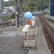 JR大津駅の上り線ホームの西端にあります。