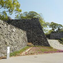 天主台への登り道