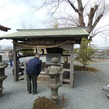 阿蘇神社願掛け石