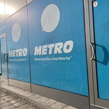 バス会社「METRO」