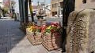 伝馬通りの“歴史プロムナード”もぜひ