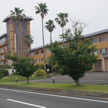 錦江湾のそばに建つホテル！