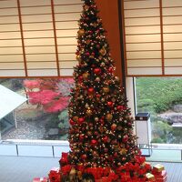 ロビーのクリスマスツリー