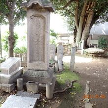 切支丹塚外観です