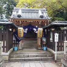 伊豆神社拝殿です。