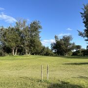 喜界島の中心街近くにある広大な公園