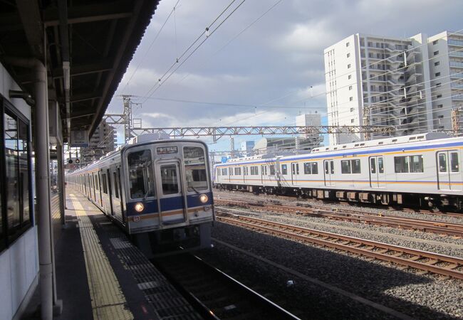 関西空港ーなんば間を走る車両