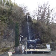 トンネルの駅天孫降臨の滝