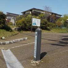 こちらも点在する近江大津京錦織遺跡の一つです。