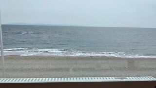 海を見ながらのんびりできる