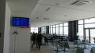 かなり混みます。