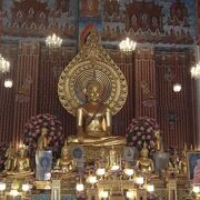 タイでは意外と有名なお寺だそうです。