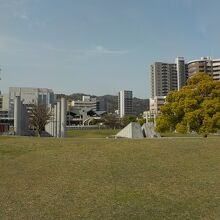 大津港から見る大津市の市街地