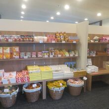 売店です