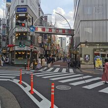 新橋西口通り