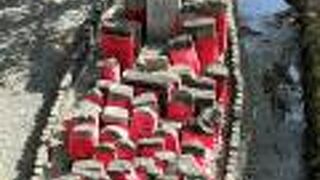 石仏を一か所に集めた