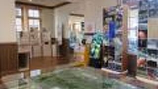 町立図書館を・・・