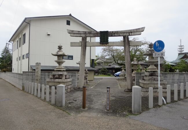 千代神社