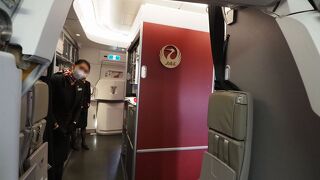 福岡―羽田間、A350のファーストクラス