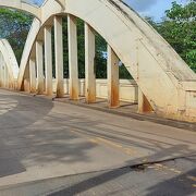 アナフル ブリッジ （Anahulu Bridge）