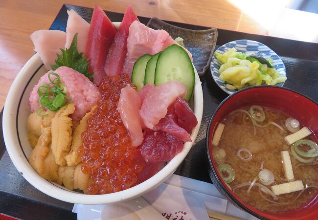 まぐろ屋 明神丸