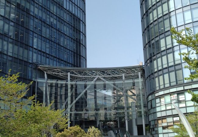 神田の新しい複合ショッピングビル