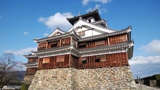 明智光秀がこの土地で愛される意味がわかる城